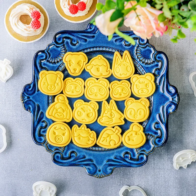 Kitchen And Baking - เครื่องตัดคุกกี้รูปสัตว์น่ารัก ลายอนิเมะ สำหรับทำขนม DIY 3 มิติ